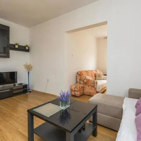 Holliday House Eni Zadar Holiday home *