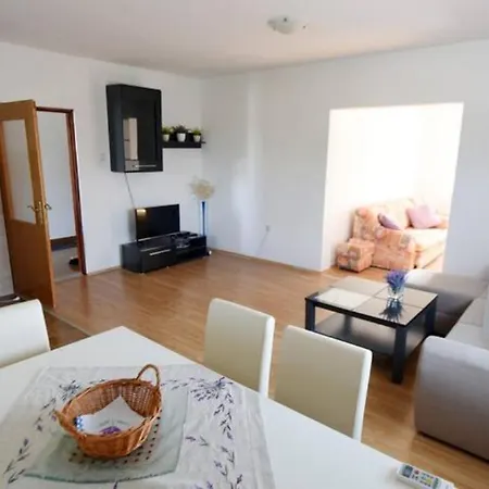 Holliday House Eni Zadar Holiday home *