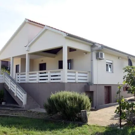 Holliday House Eni Zadar Holiday home