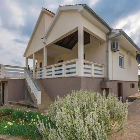 Holliday House Eni Zadar Holiday home